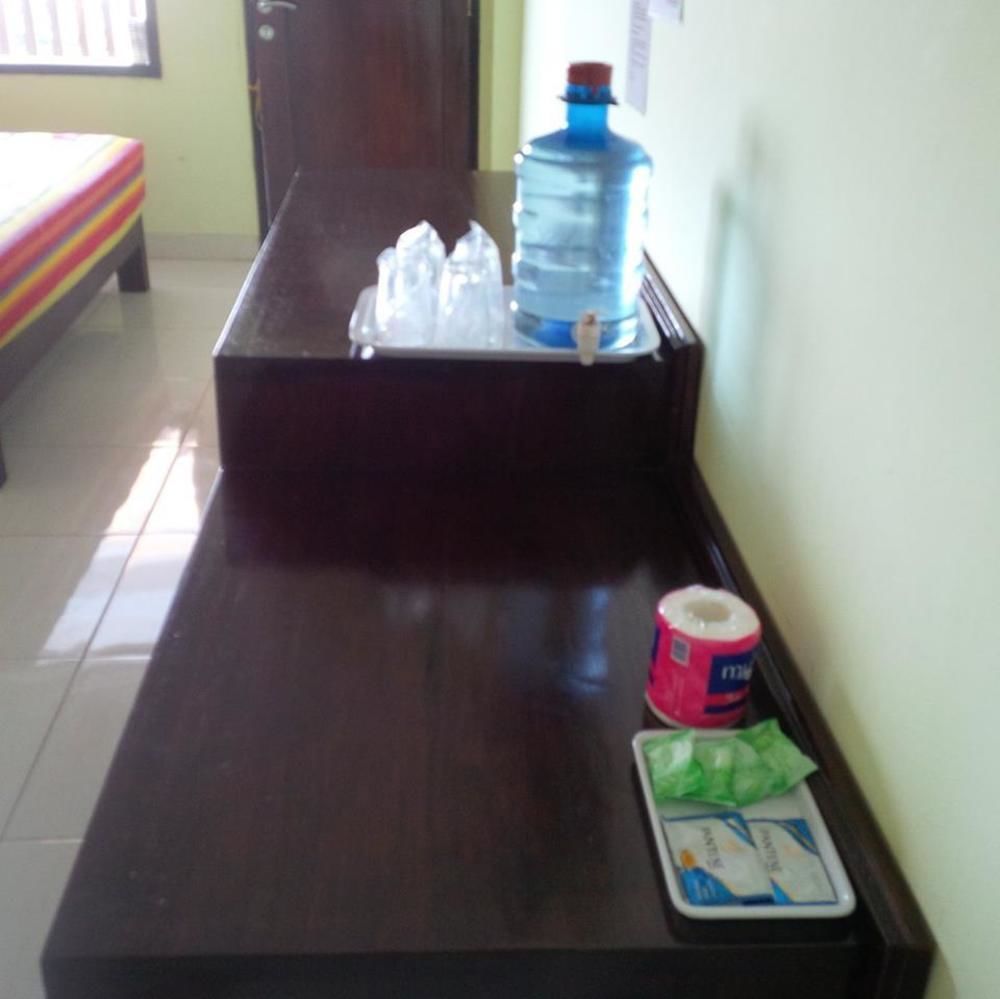 Holiday Beach Inn Pangandaran Exterior photo